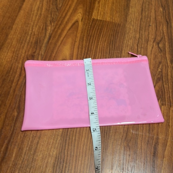 Sanrio Bundle of 3 Zippered Pouches Cinnamon Roll & Assorted Characters - Picture 12 of 12